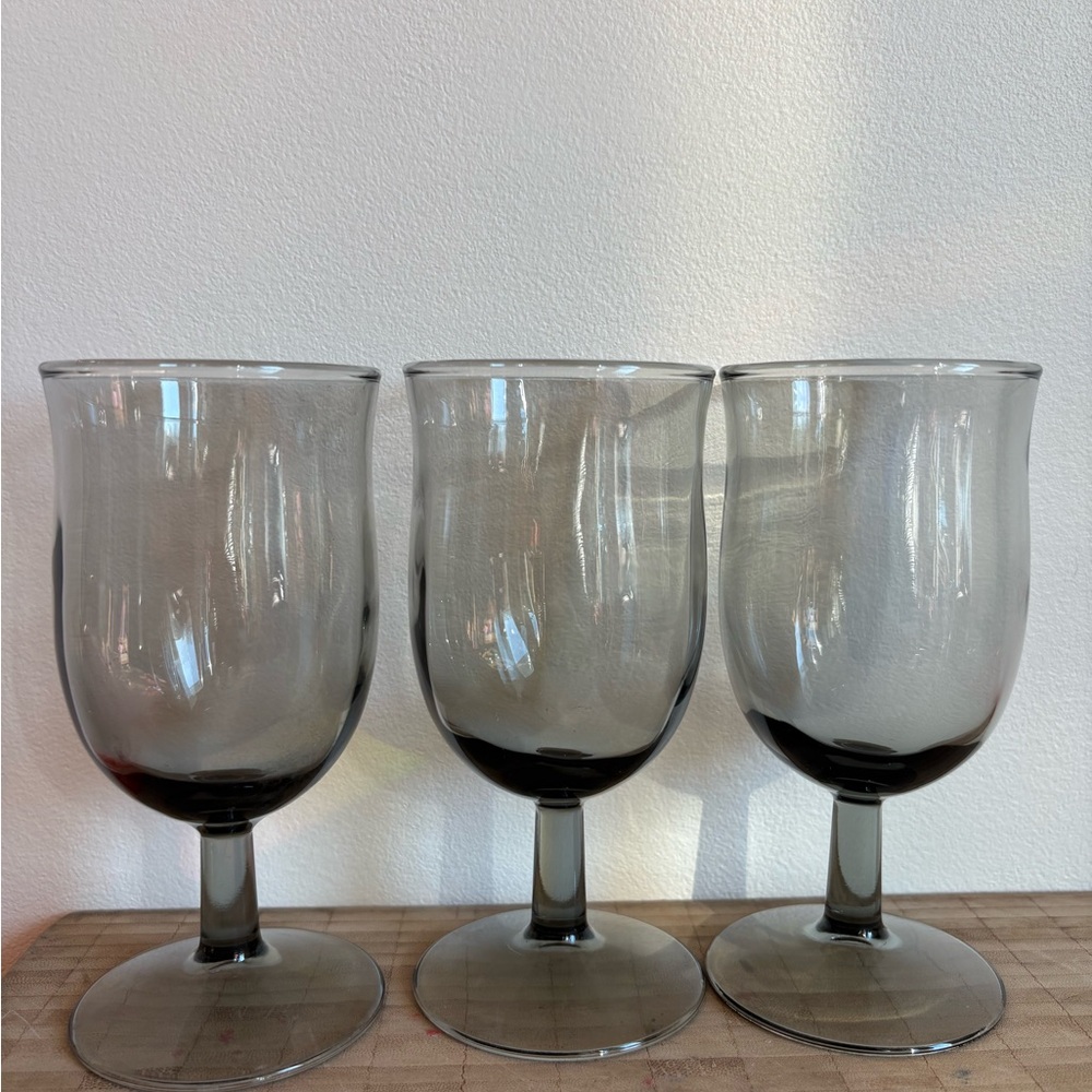 3/$10 Vintage Smoky Gray Wine Goblets – Set of 3
